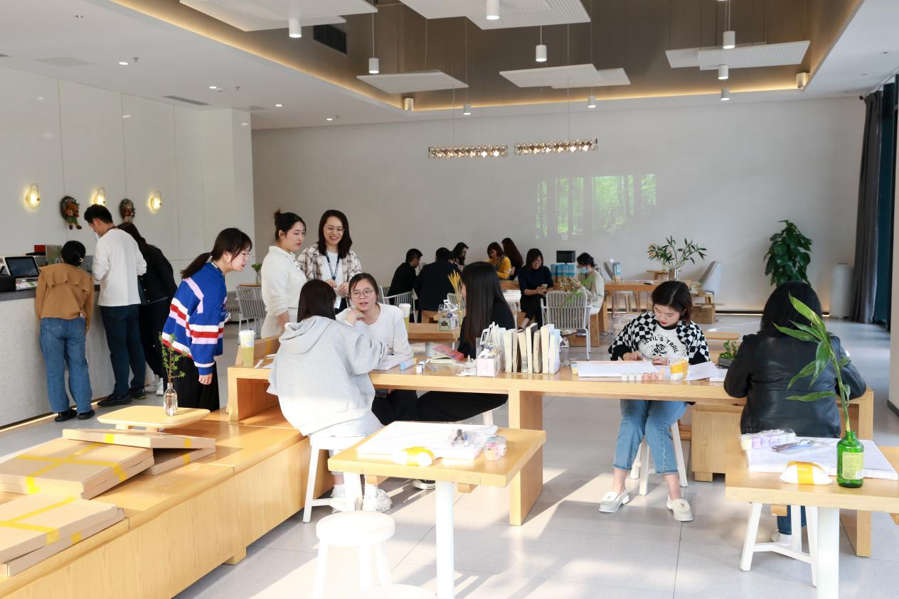 花漾女神，傲然綻放 | 邦彥技術舉行“花漾女神寵愛日”活動，熱烈慶祝三八國際婦女節(jié)